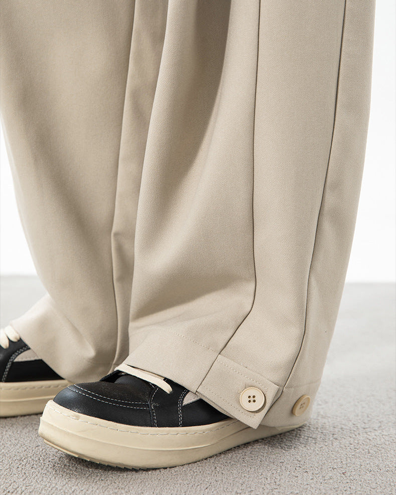 The Three-Dimensional Pleated Pants