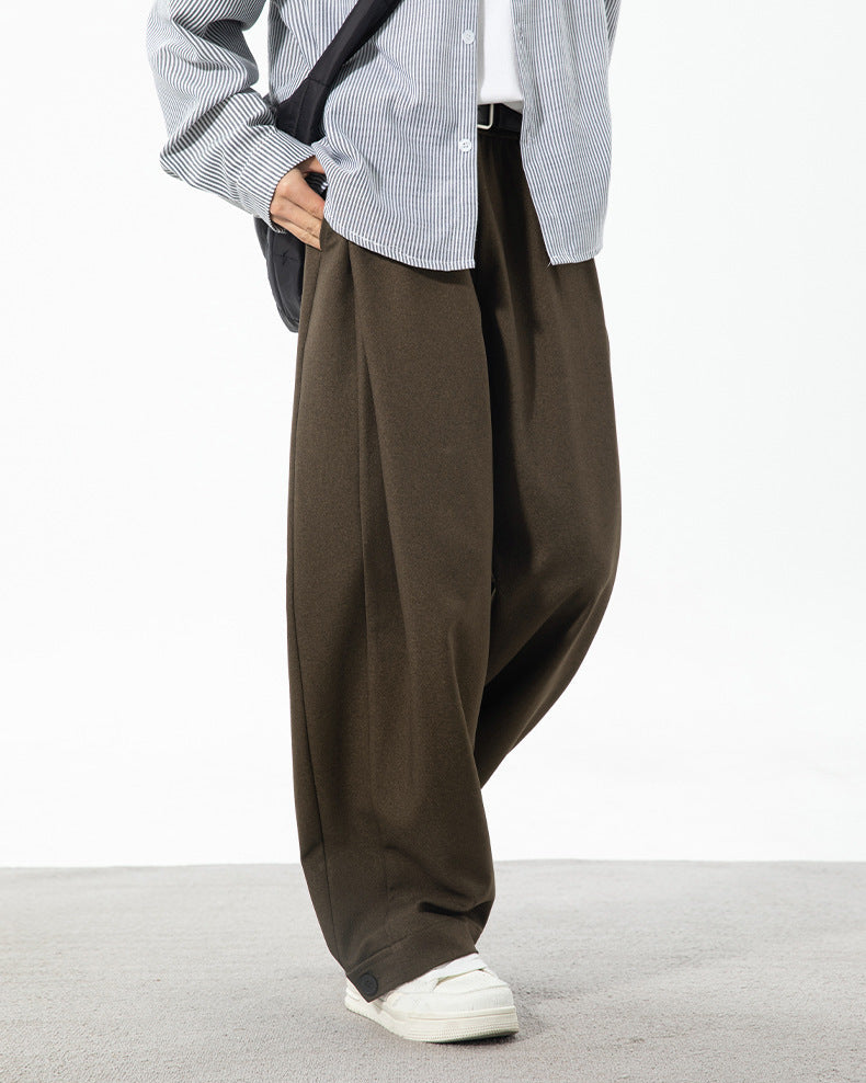 The Three-Dimensional Pleated Pants