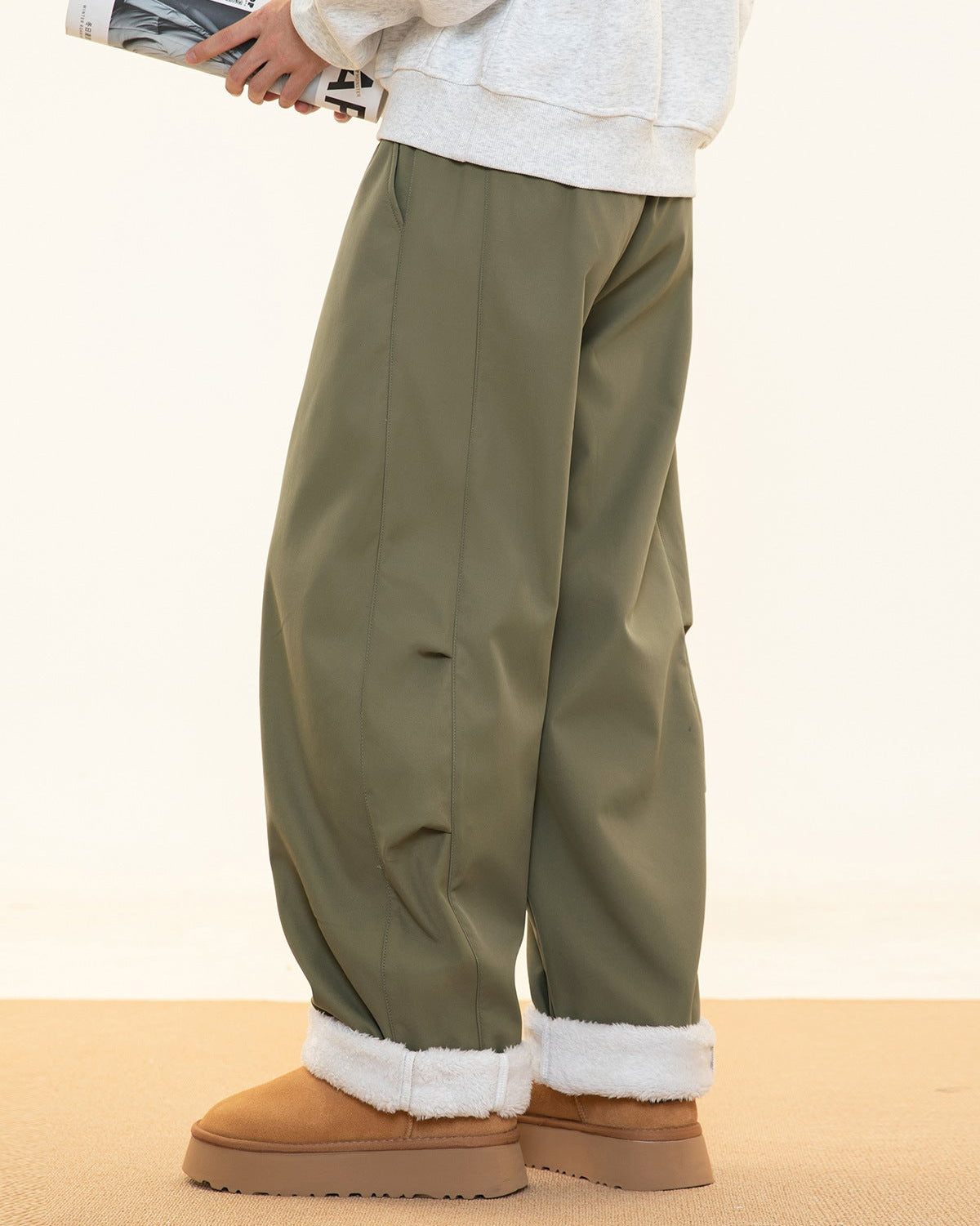 The Divide Pleat Fleece Jeans