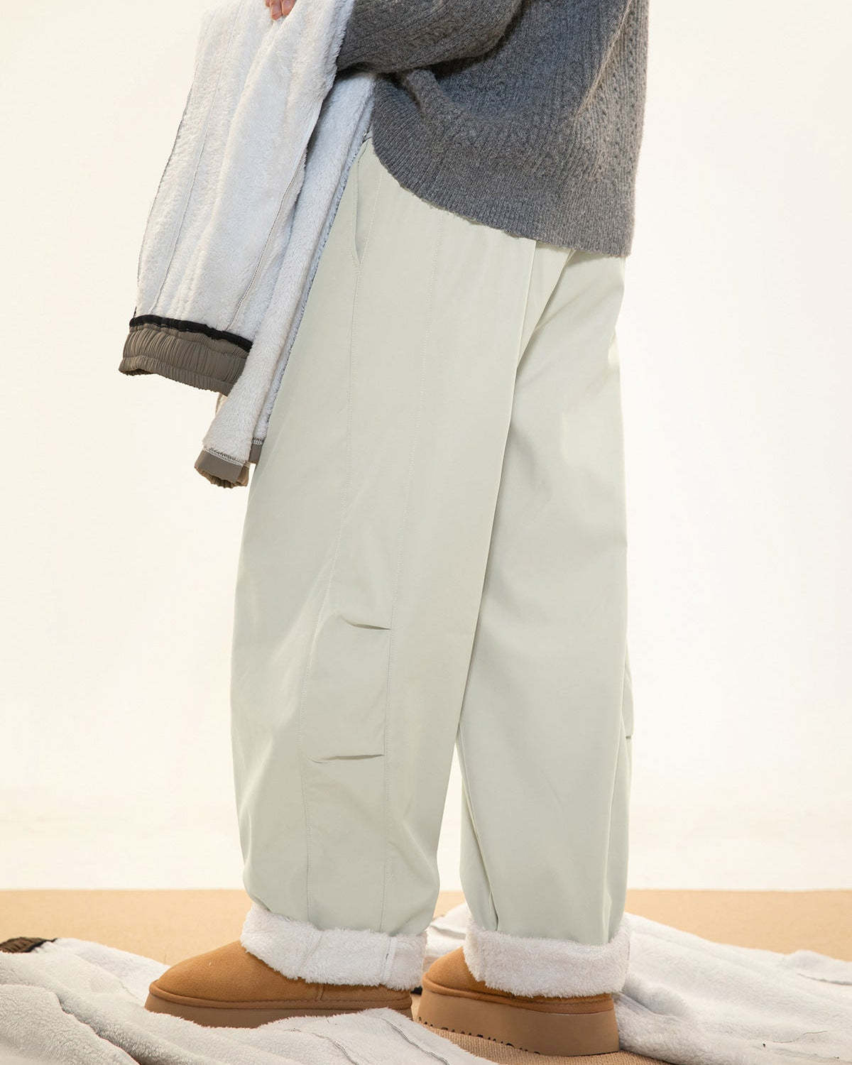 The Divide Pleat Fleece Jeans