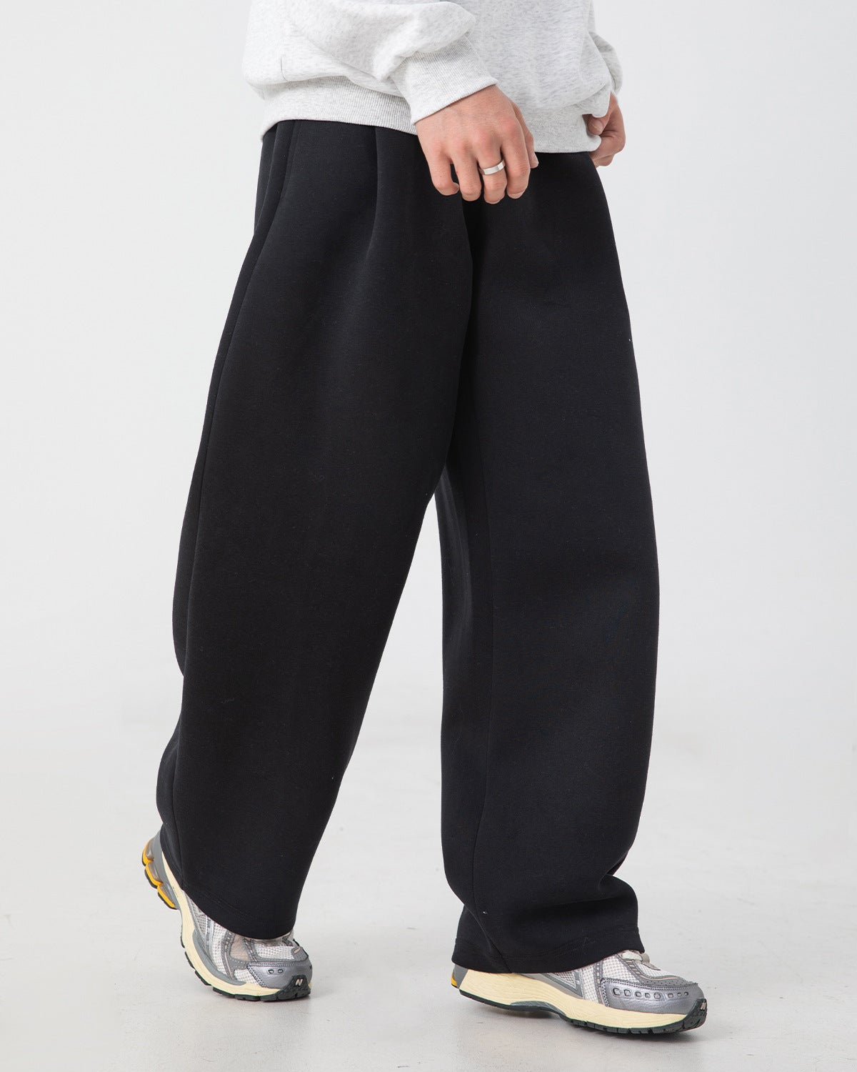 The 3D Pleated Sweatpants