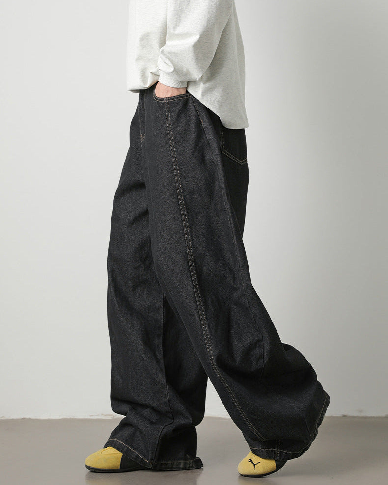 The Seamline Relaxed Denim Jeans