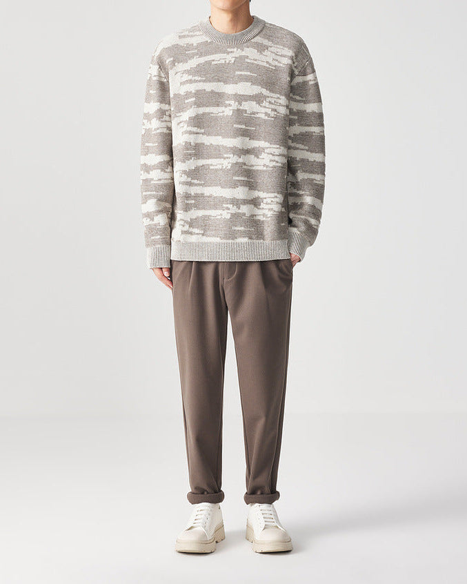 Den far-infrarøde jacquard-strikkede sweater
