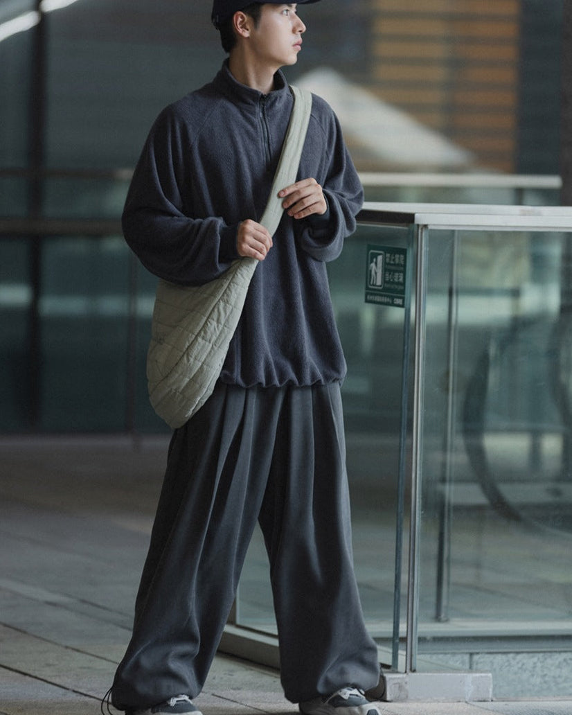 The Fieldform Loose Straight Pants