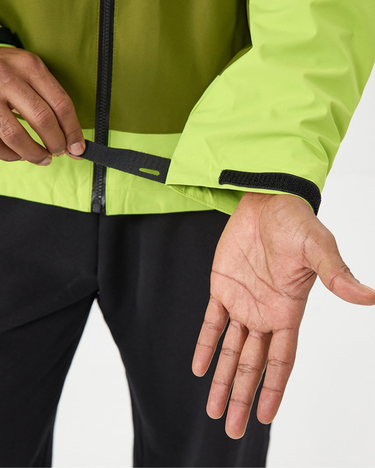 Summit Pro Wasserdichte Windjacke mit Kapuze