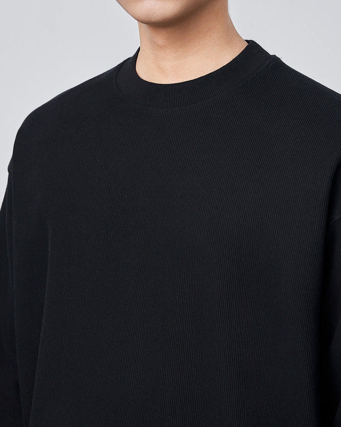 Der Momeike Doppellagen-Waffelstrickpullover