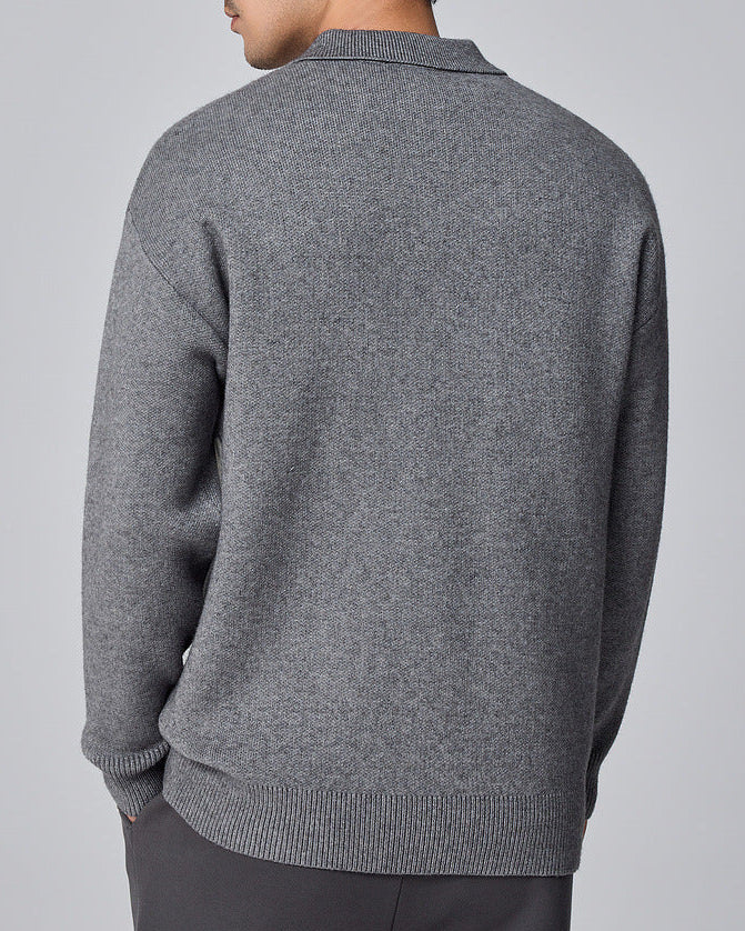 The Porter Halboffener Strickpullover mit gestreiftem Revers