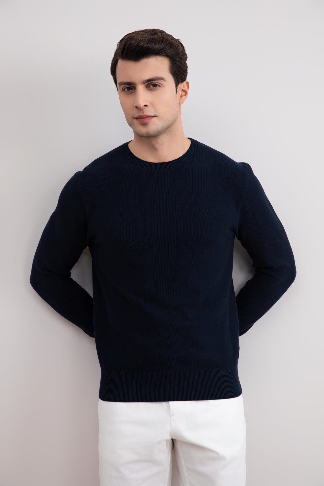 Marineblauer 18mil Pullover mit Rundhalsausschnitt