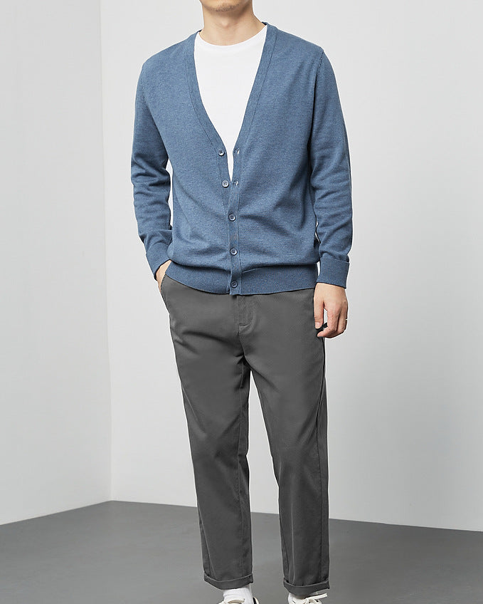 Die Mimaike Essential Strickjacke mit V-Ausschnitt