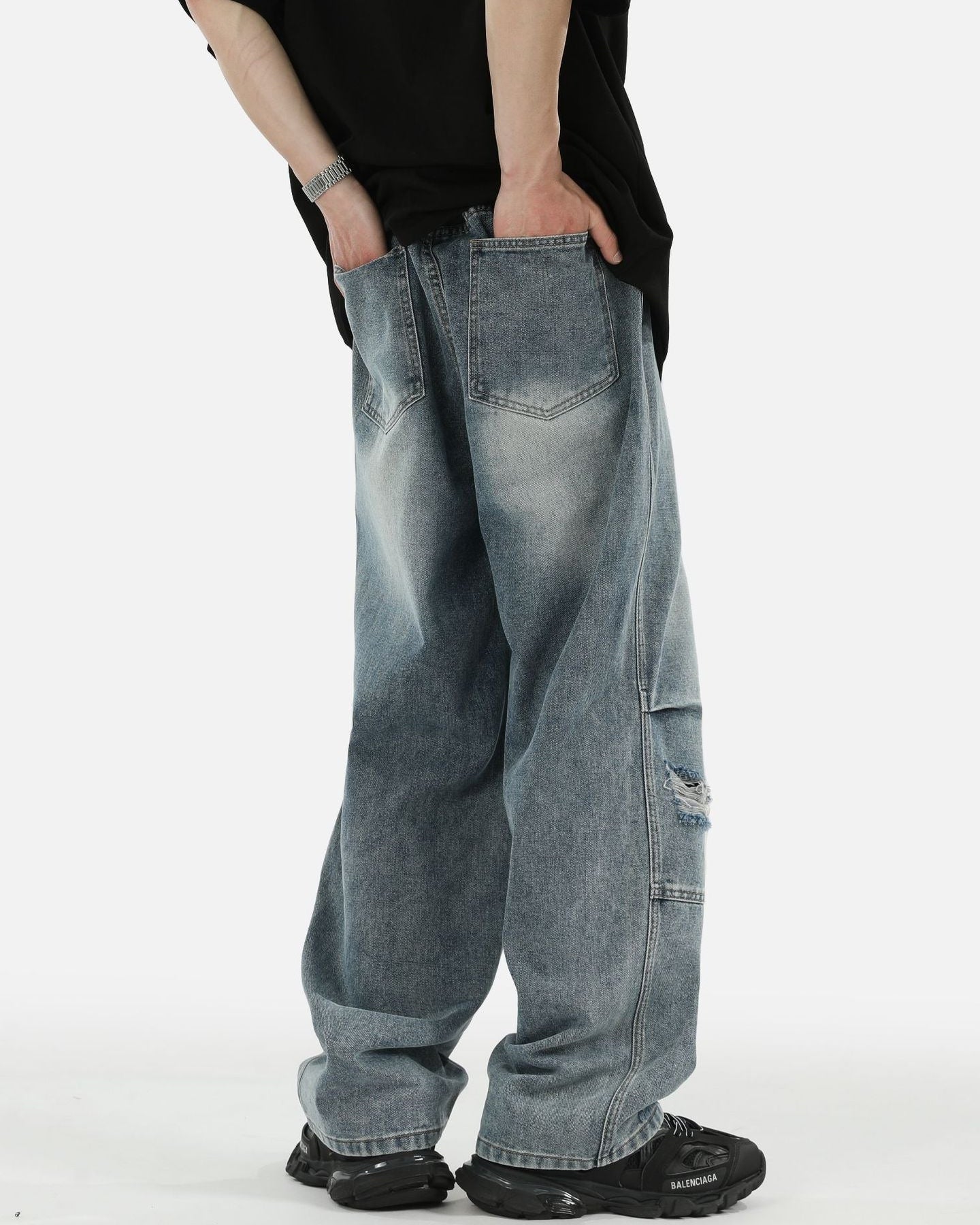 The Riverton Pleated Loose Jeans