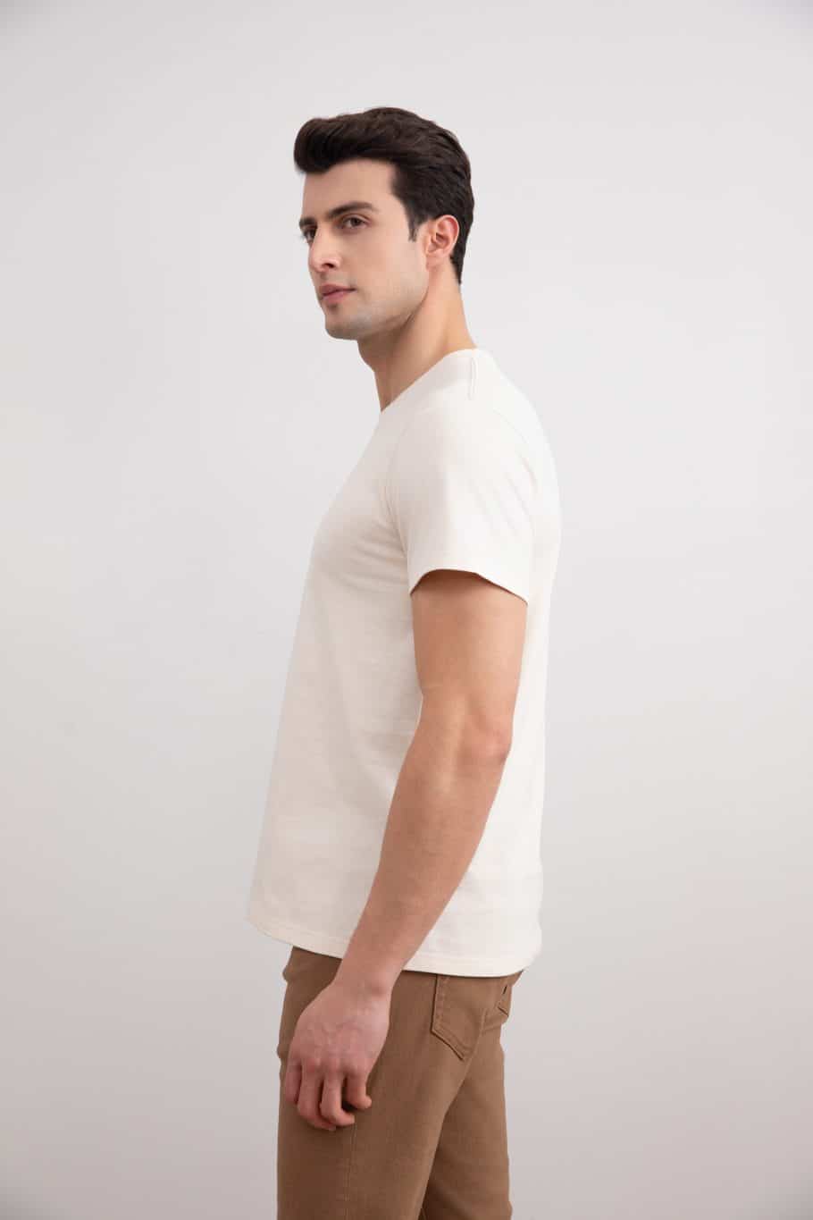 Camiseta beige Slim fit cuello redondo