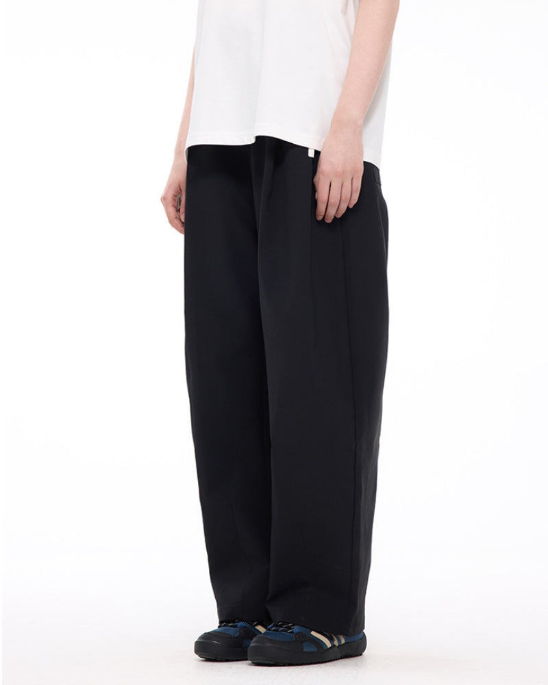 Pantalón urbano de pata ancha