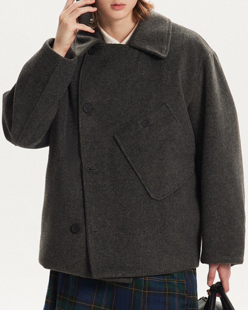 Chaqueta de lana con bolsillos asimétricos