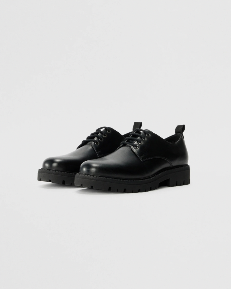 Botas clásicas con cordones