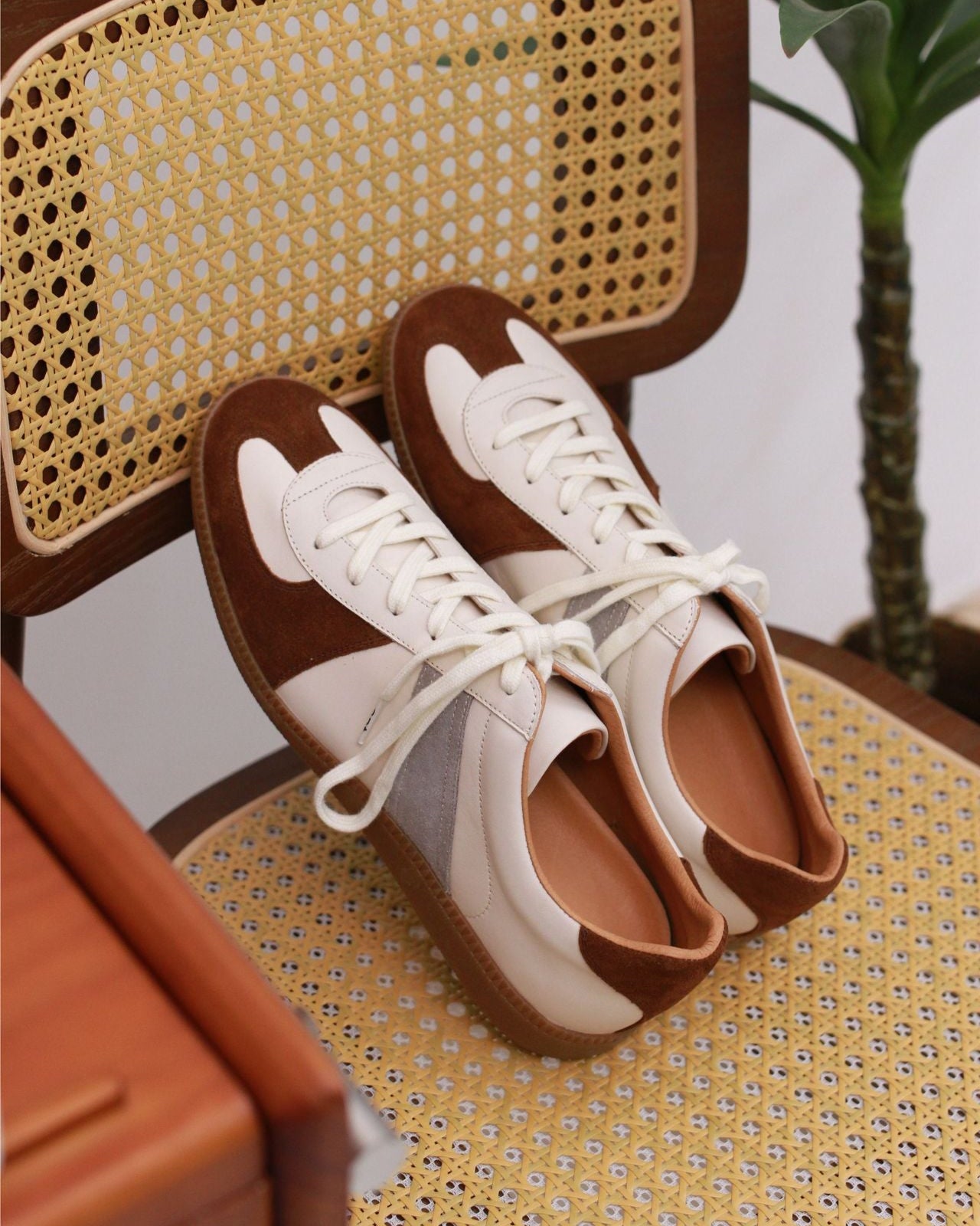 Zapatillas retro de ante y piel