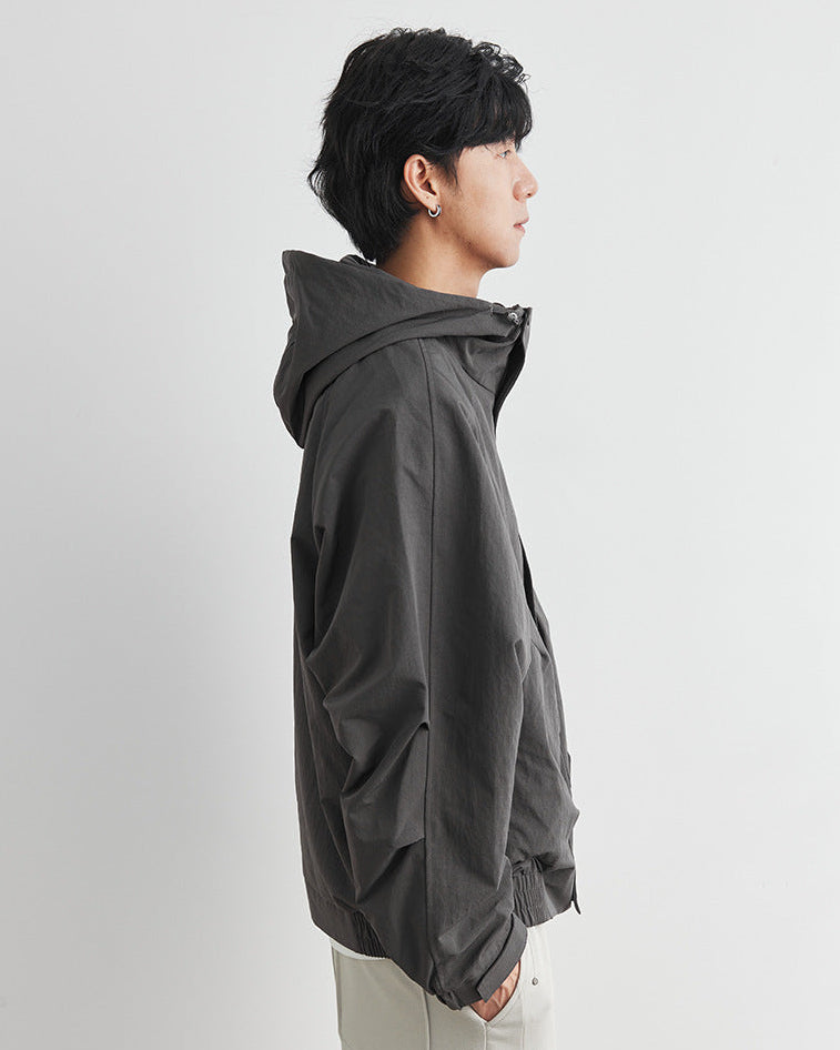 La veste à capuchon Hikari