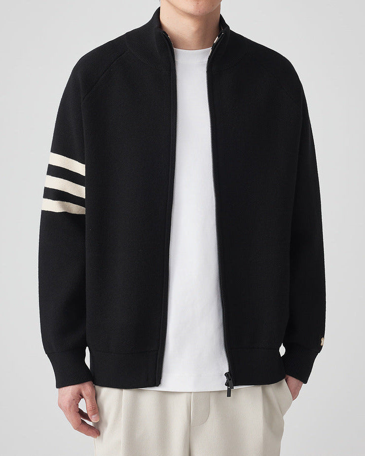 Le cardigan tricoté « Urban Stripe » de Modemaike