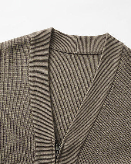 Le cardigan en tricot stylé à col en V Mo Maike 2025