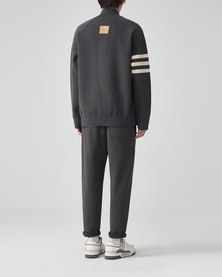Le cardigan tricoté « Urban Stripe » de Modemaike