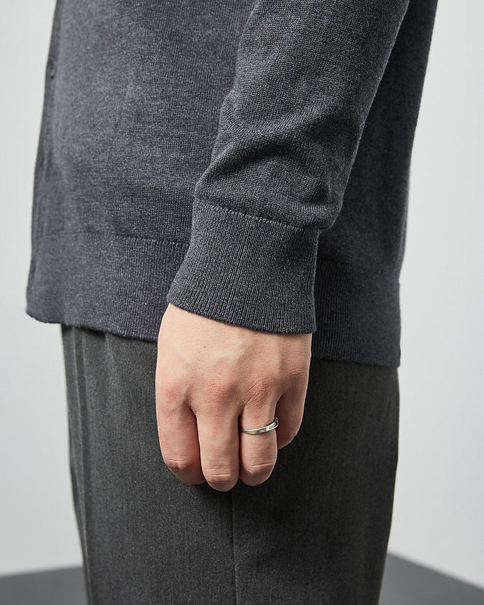 Le cardigan en tricot Mimaike Essential à col en V