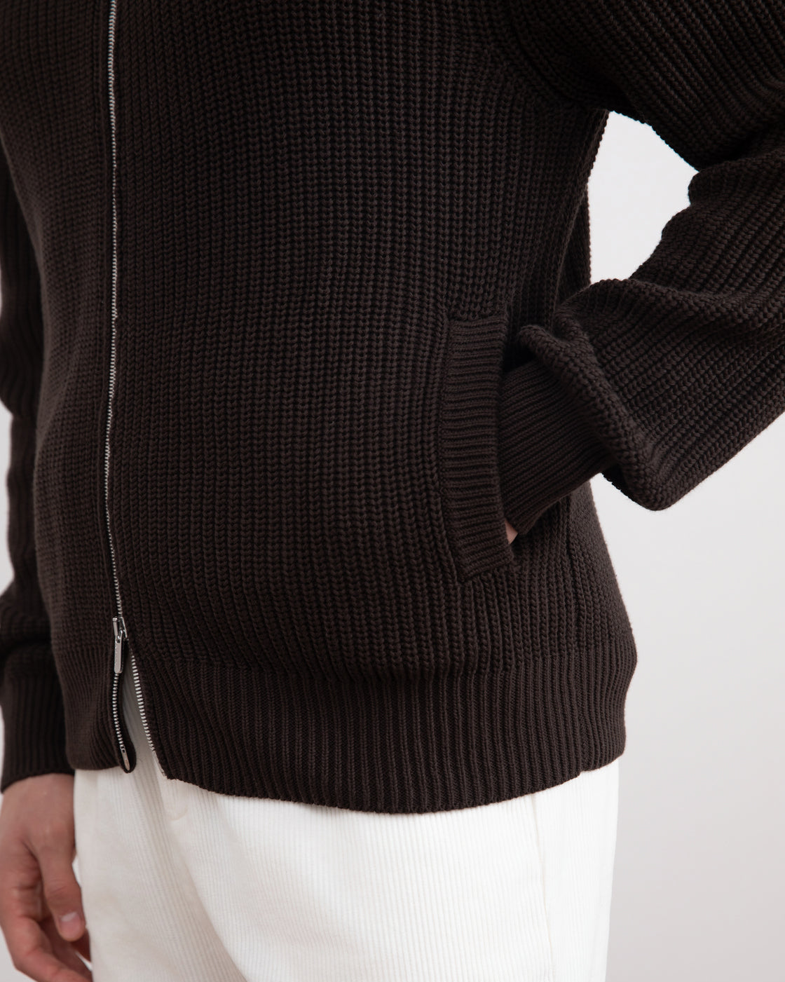 Cardigan brun foncé nervuré à fermeture éclair