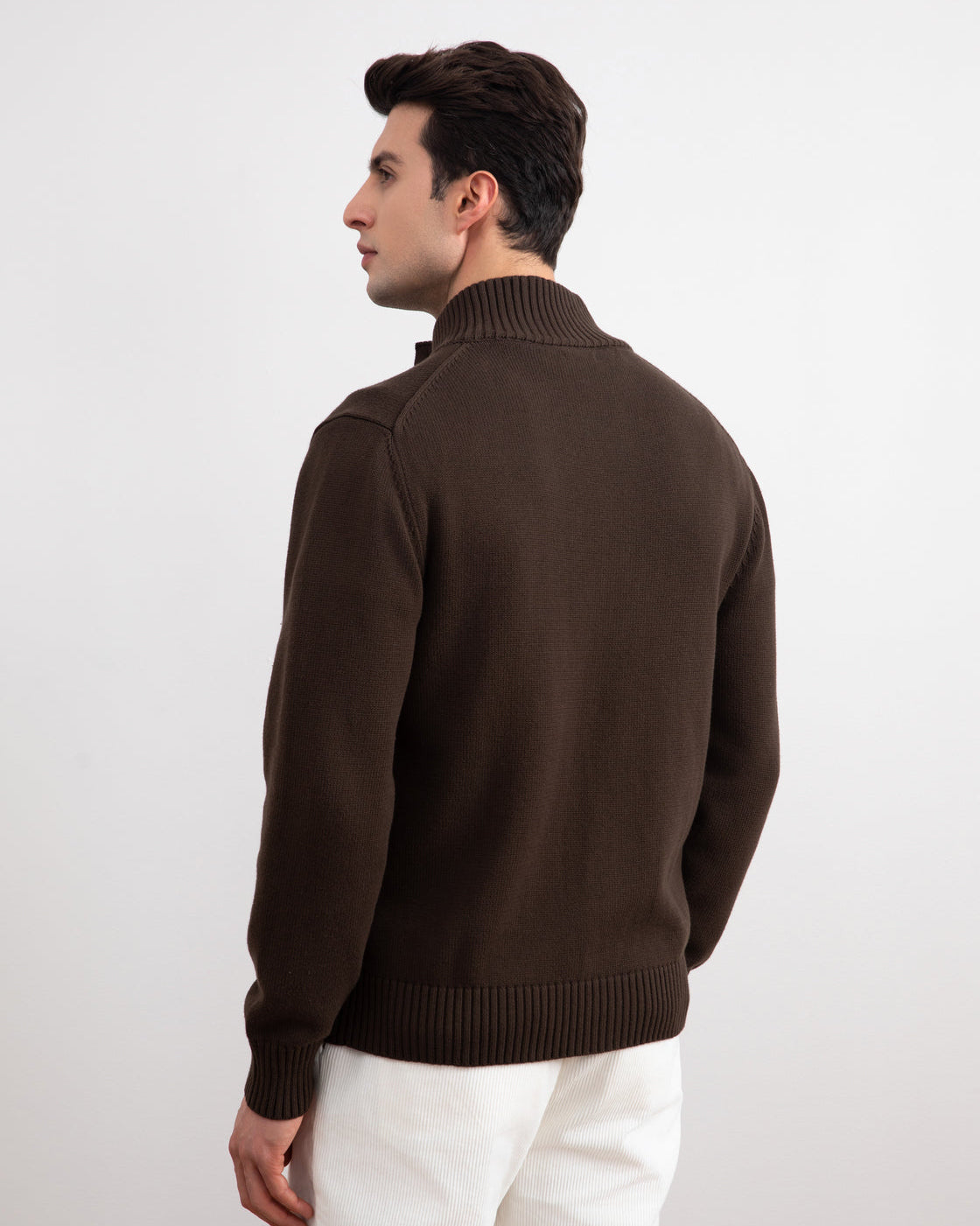 Cardigan à boutons cannelé brun avec poches