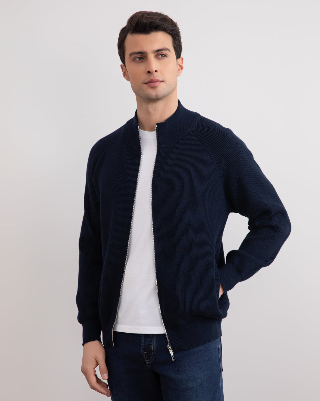 Cardigan bleu marine à côte anglaise pleine fermeture éclair