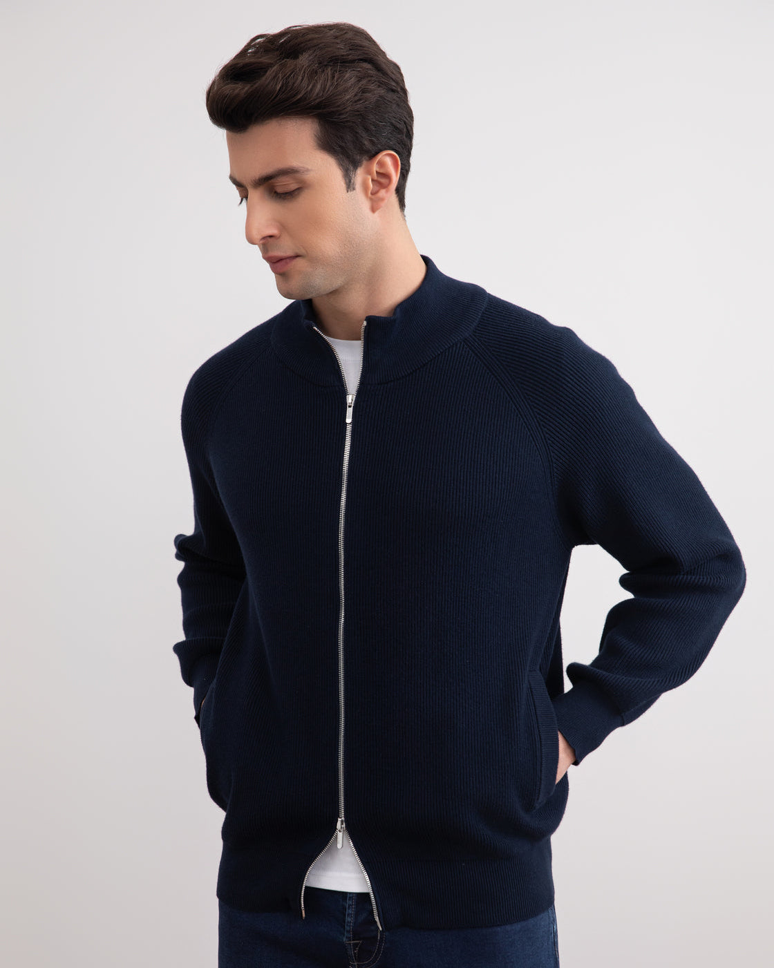 Cardigan bleu marine à côte anglaise pleine fermeture éclair