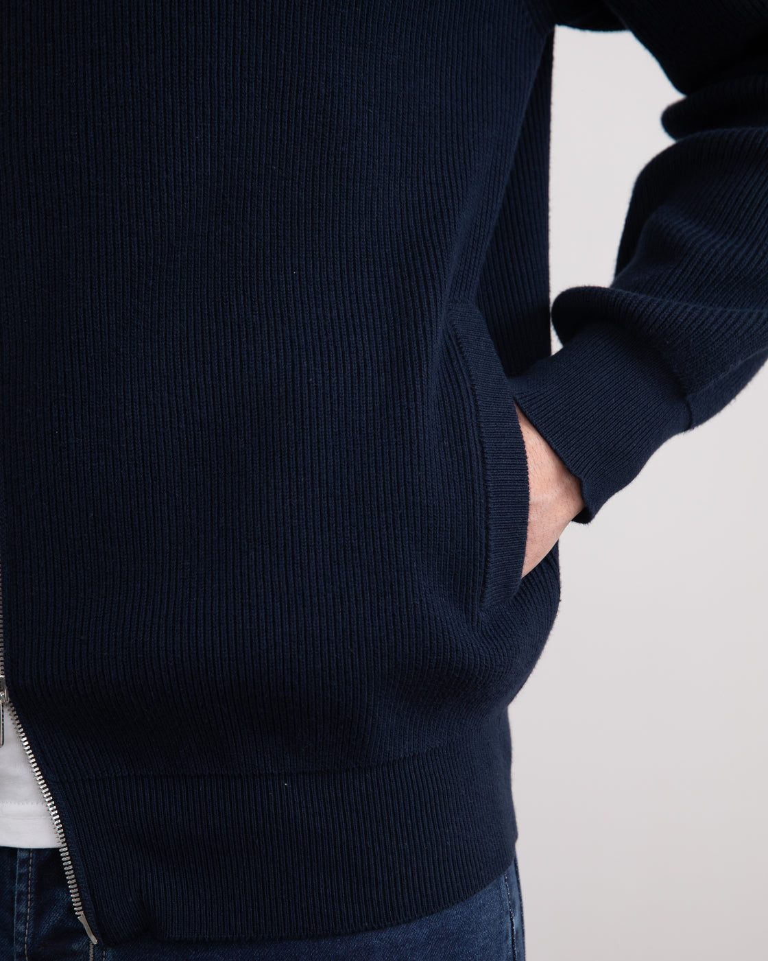 Cardigan bleu marine à côte anglaise pleine fermeture éclair