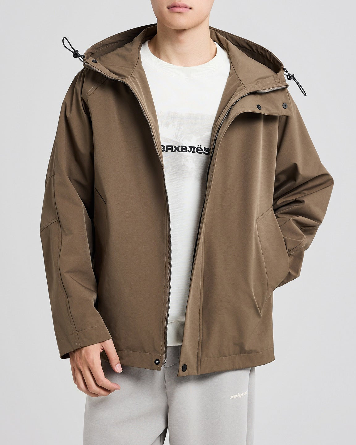 La veste à capuchon à double patte Airford