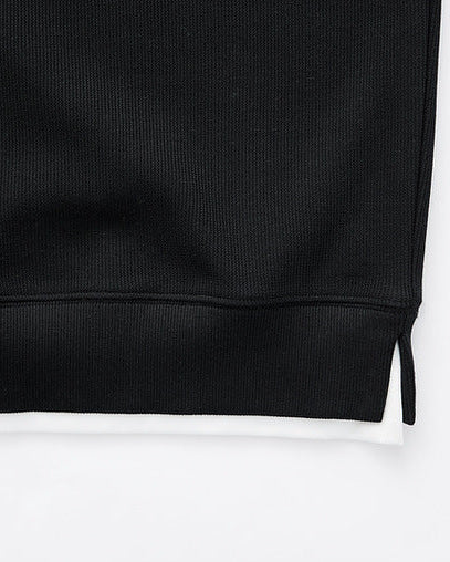 The Momeike Dual-Layer Waffle Knit Sweater (Pull en tricot gaufré à deux couches)