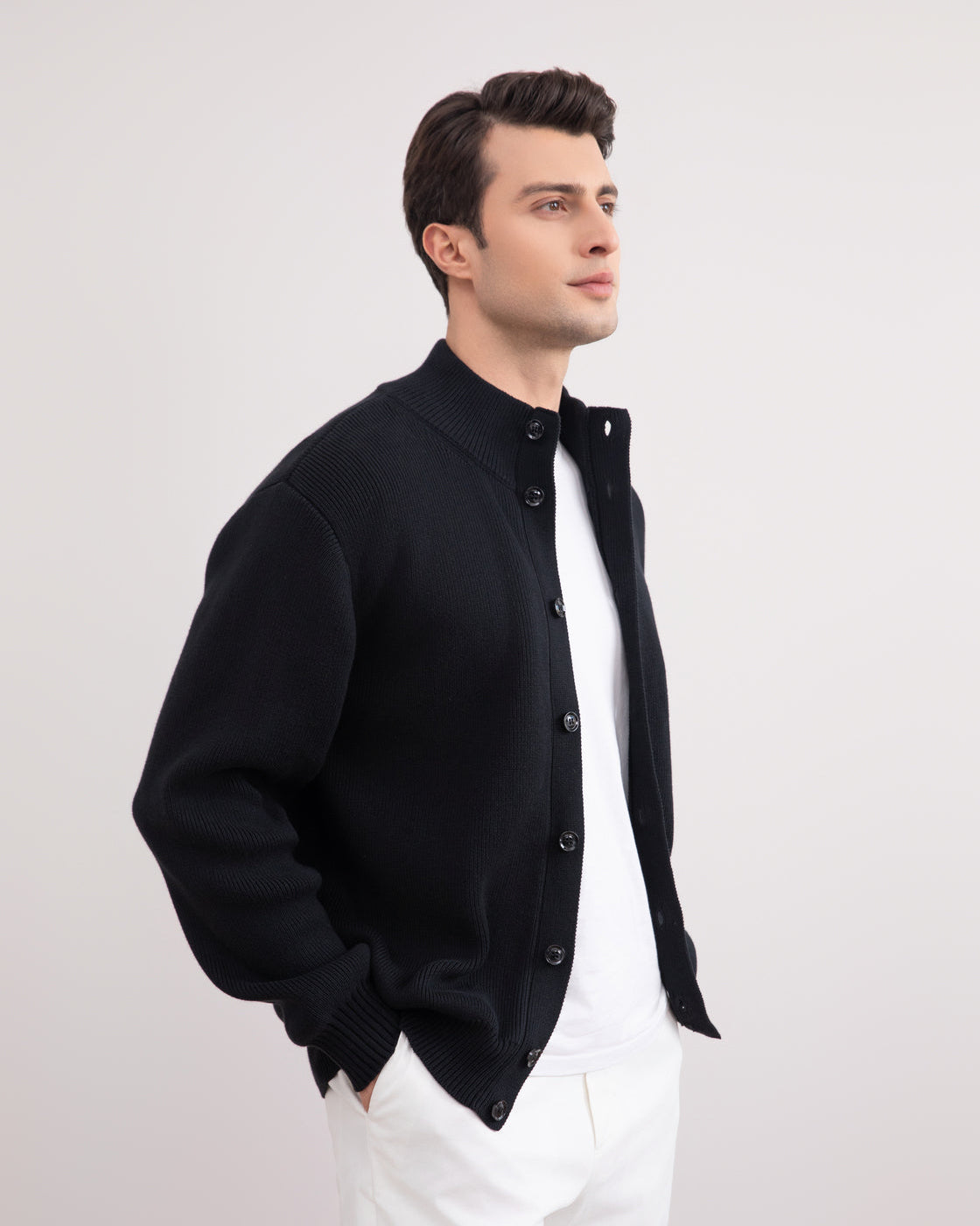 Cardigan noir côtelé à fermeture par boutons