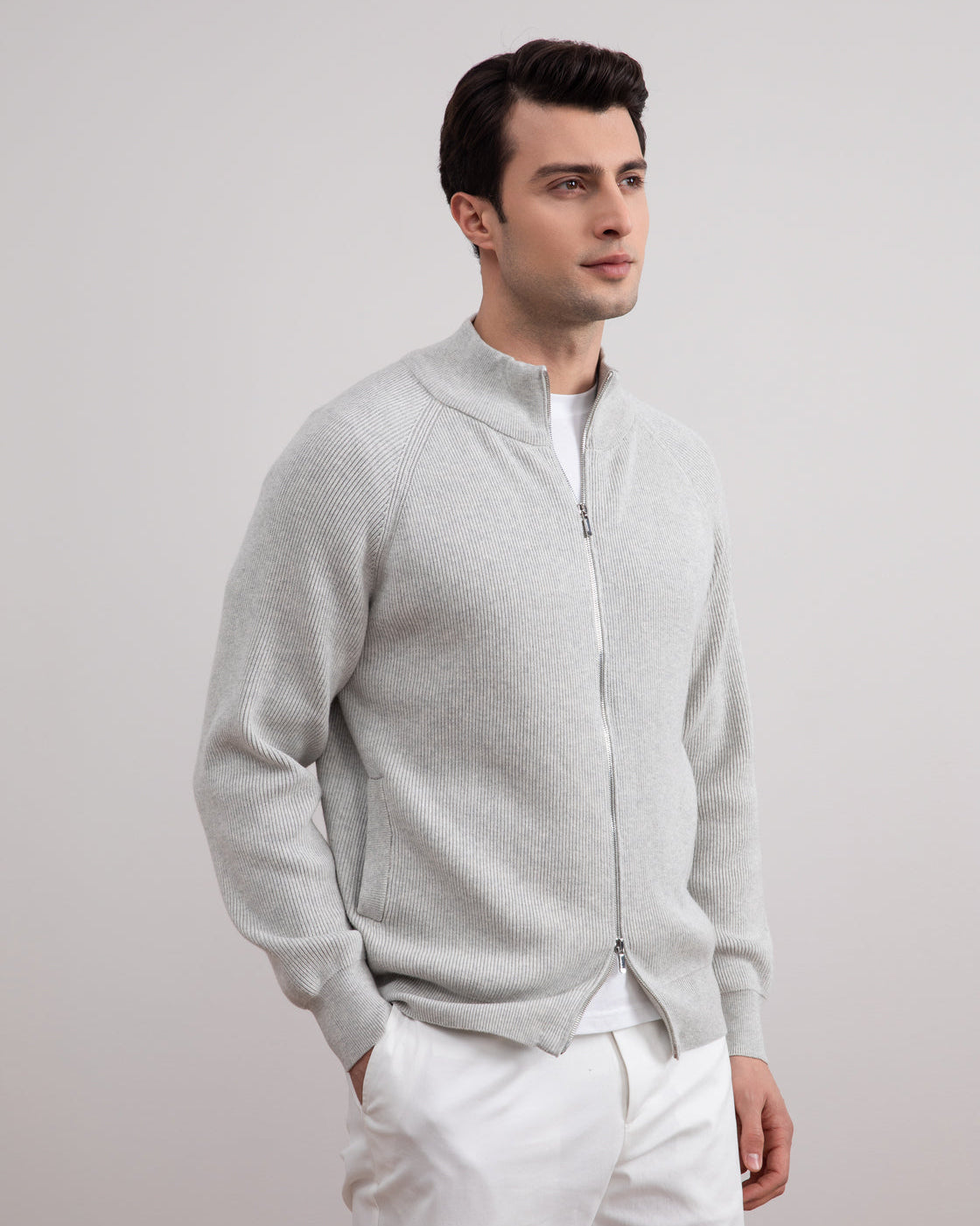 Cardigan zippé en côtes anglaises mélangées gris