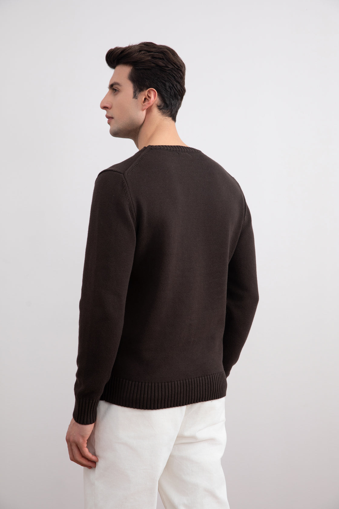 Sweater Crewneck Cham Coklat Tua