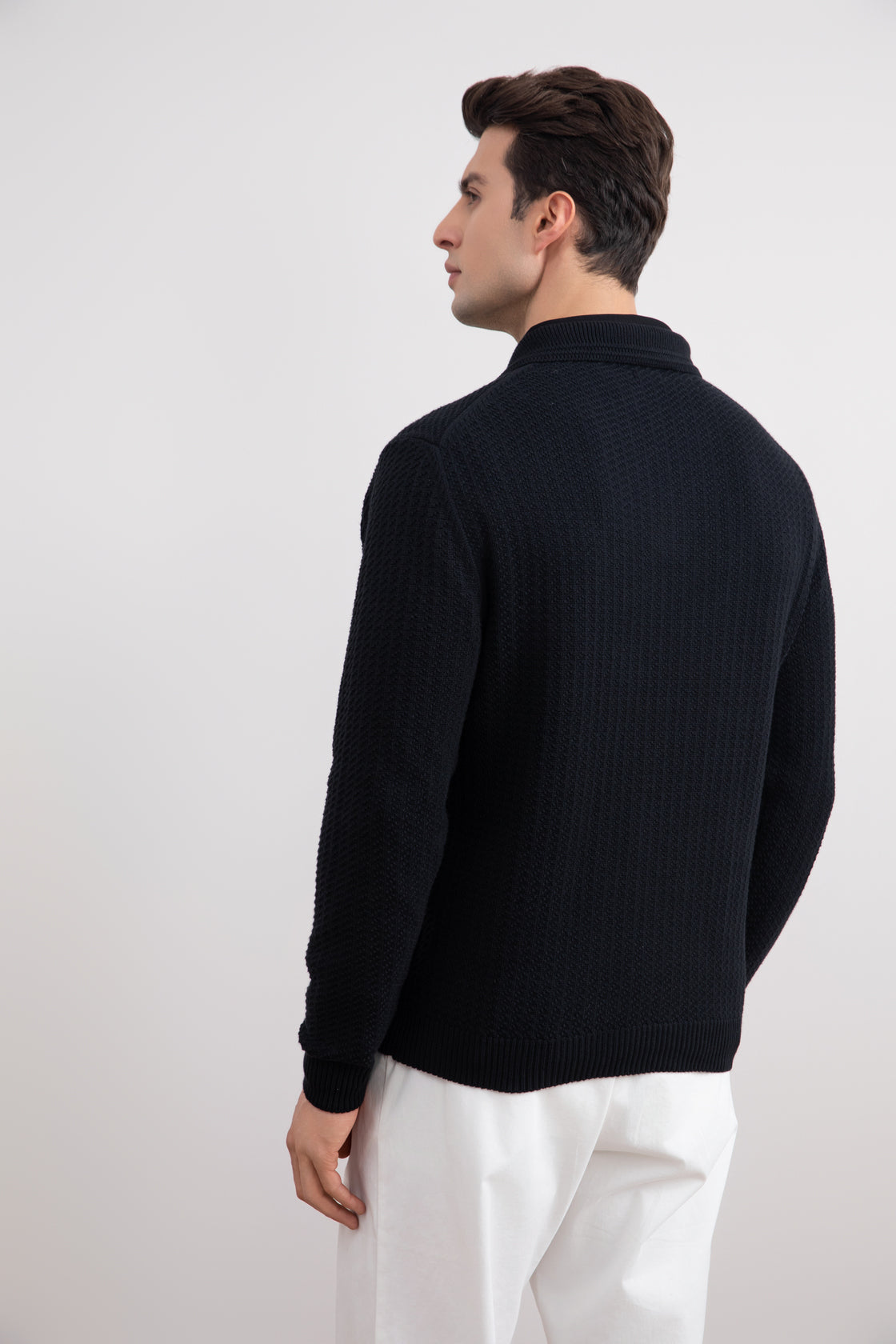 Sweater Polo Terbuka Bertekstur Hitam