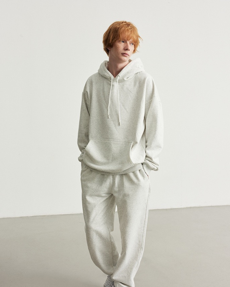 Hoodie Besar dengan Tali Serut