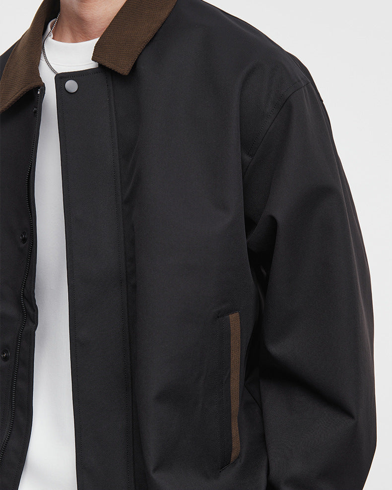 Jaket Bergaya Gudang yang Dipotong