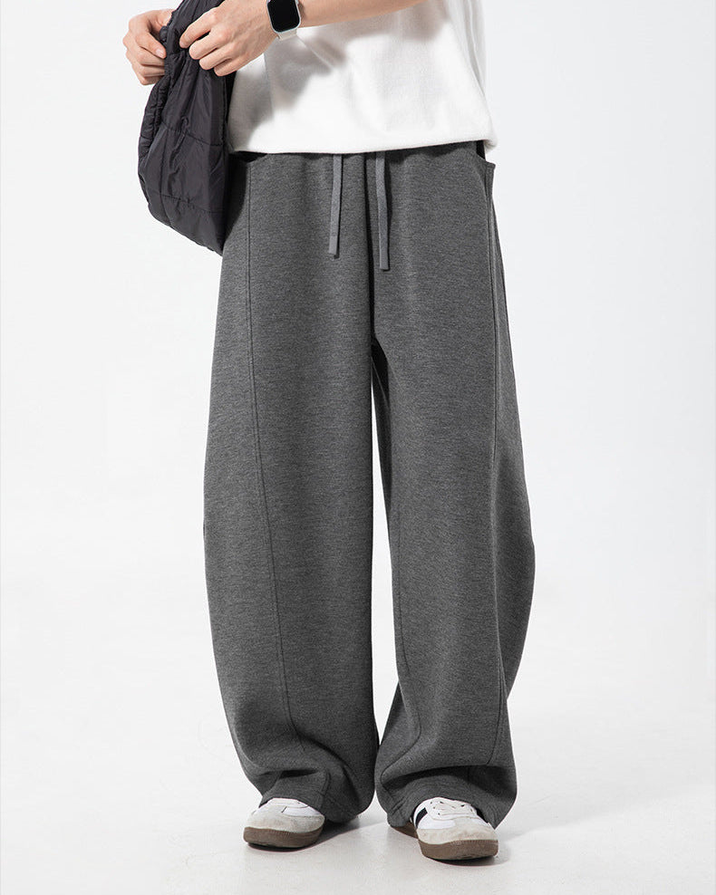 I pantaloni casual testurizzati con punto a spacco