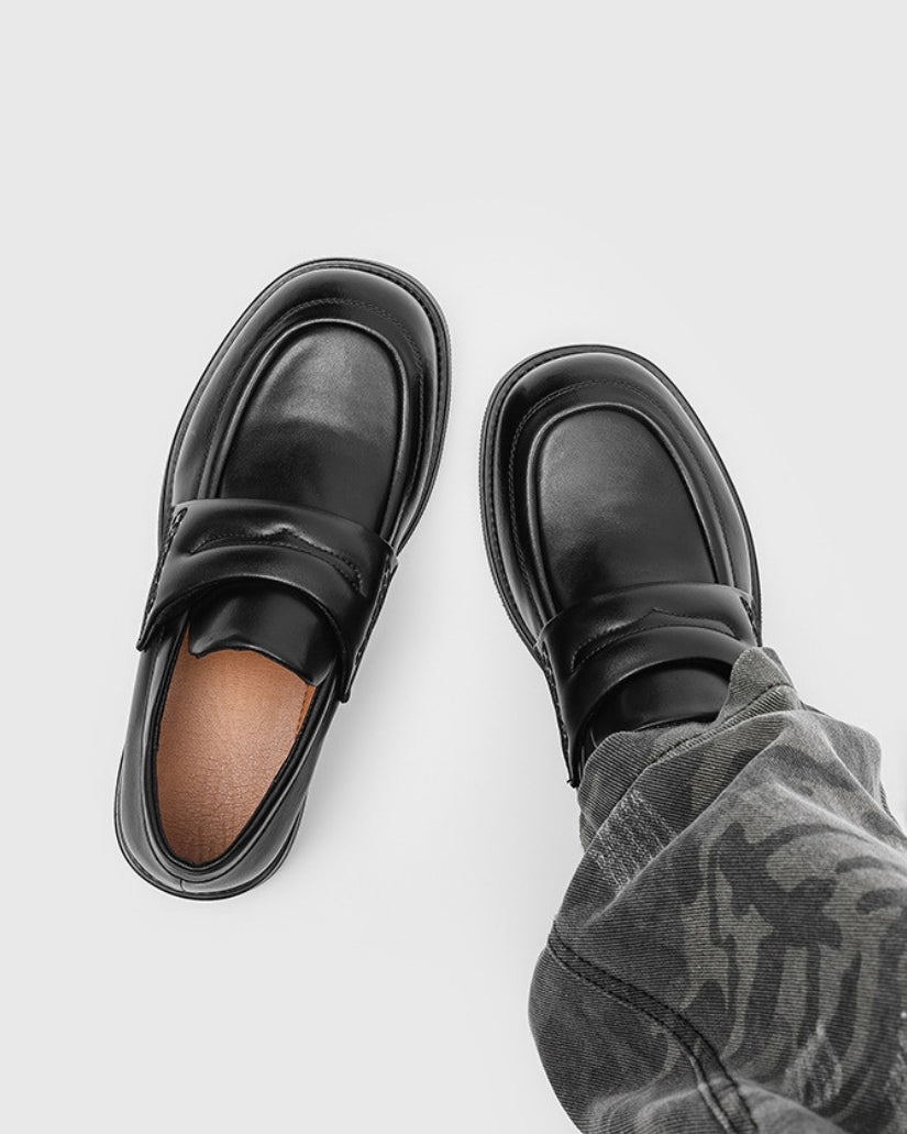 Penny Loafers in pelle nera Edge