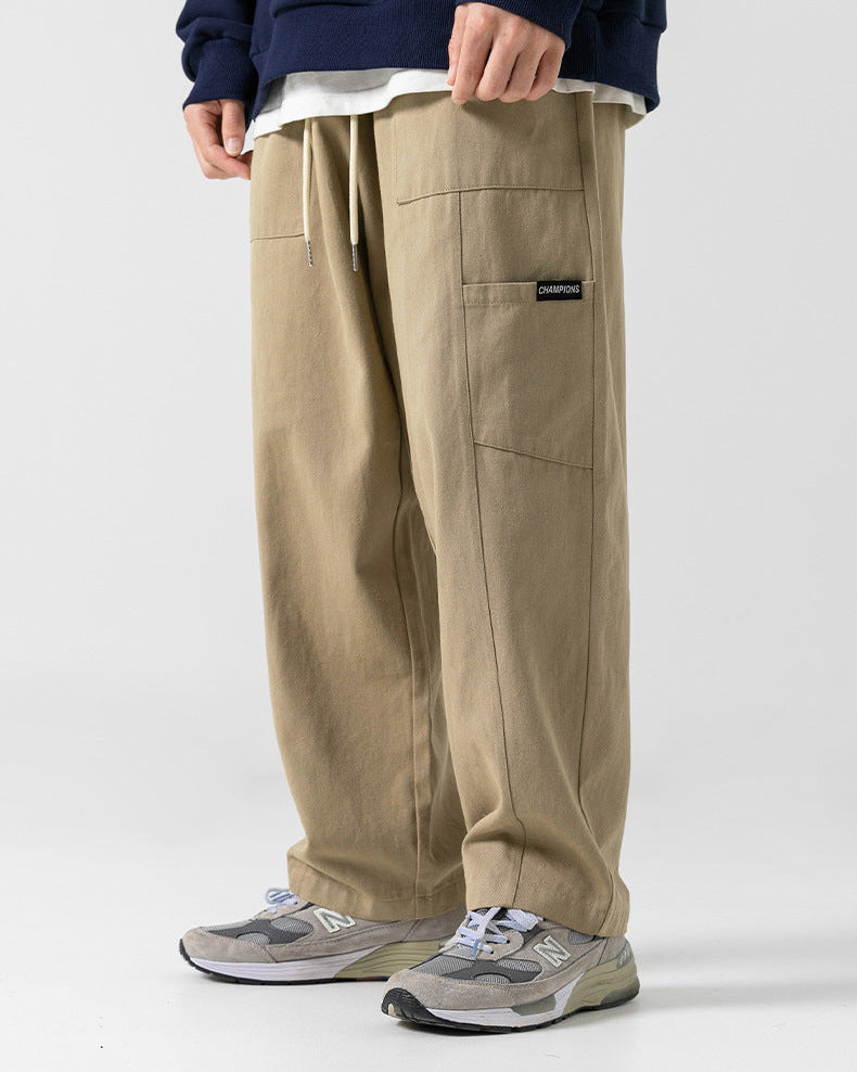 I pantaloni da lavoro con cuciture strutturate