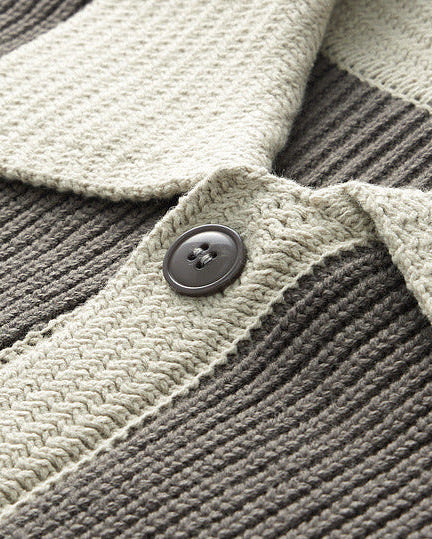 Giacca cardigan in maglia con risvolto a doppio tono di Mo Maike