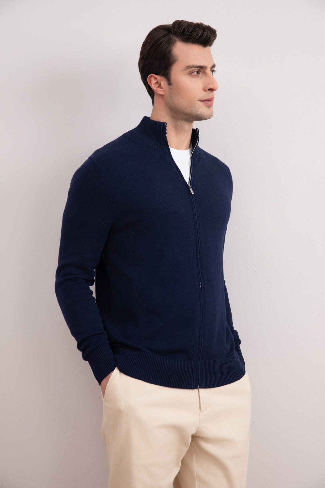 Cardigan classico blu con zip