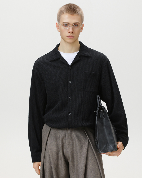 Camicia da camera con bottoni testurizzati