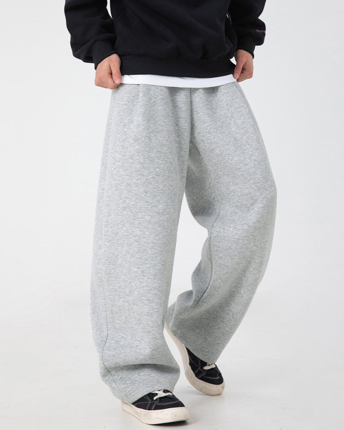 Contour Pleat Relaxed Jeans