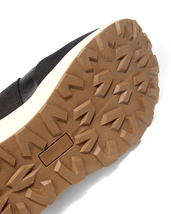 Zwarte leren sneakers