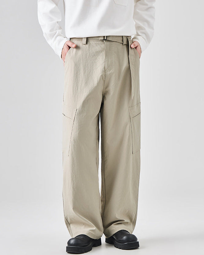 A calça Redding Cargo com cinto