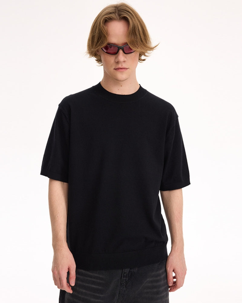 Camiseta com manga longa e cotovelo com gola redonda