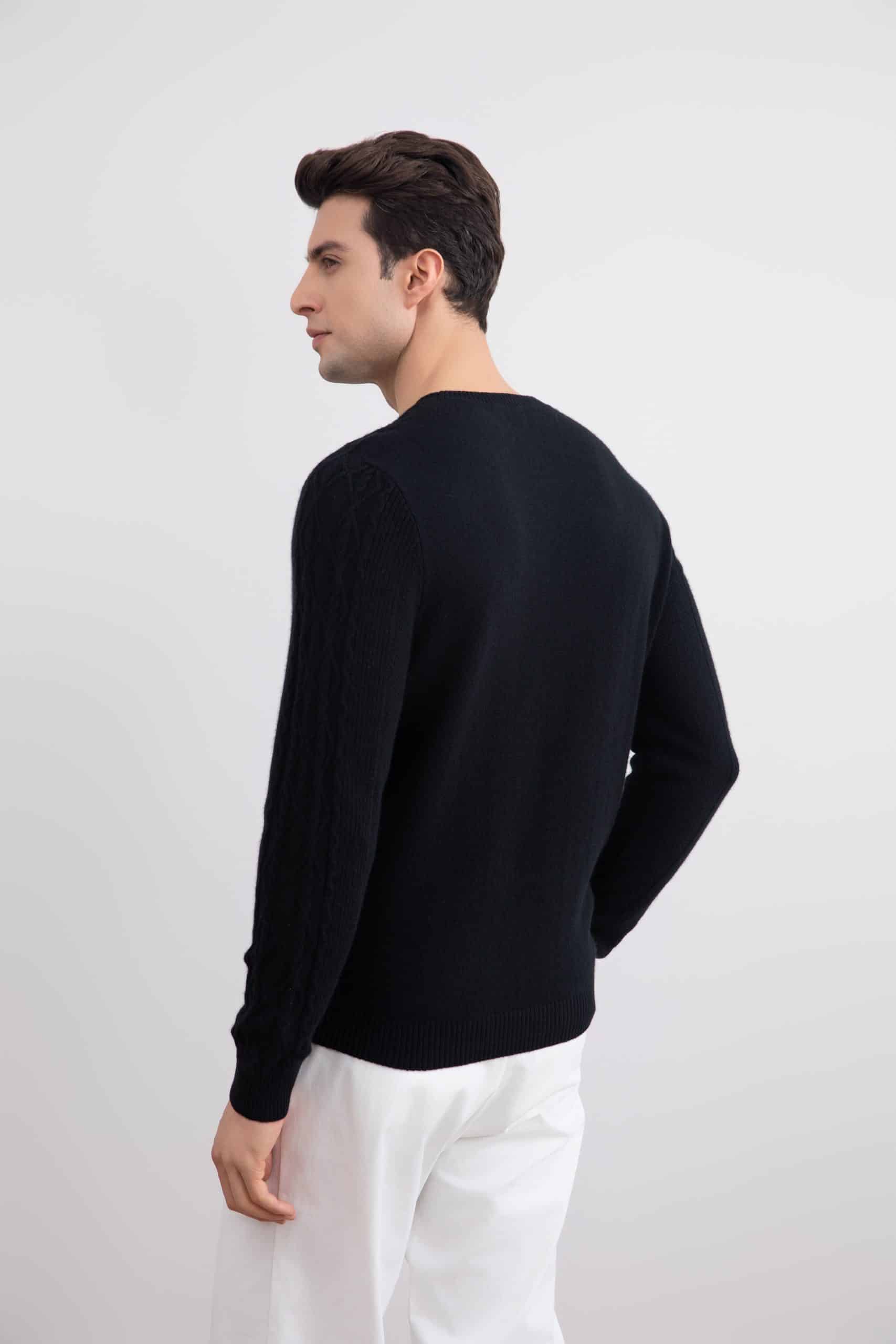 Gola alta em malha de cashmere preta