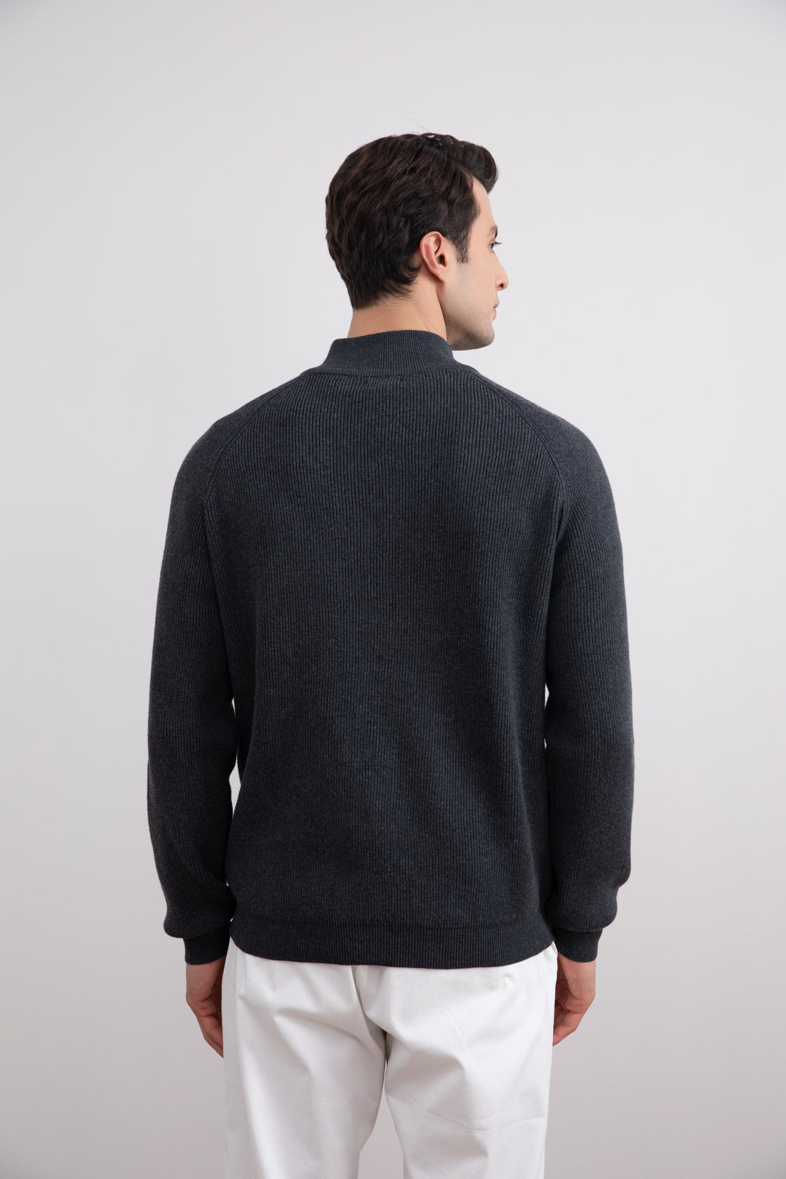 Suéter de gola alta com half-zip gola alta em canelado inglês carvão