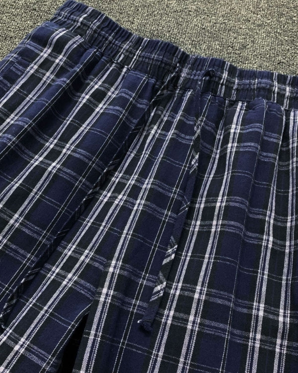 Calça de pijama xadrez com cordões